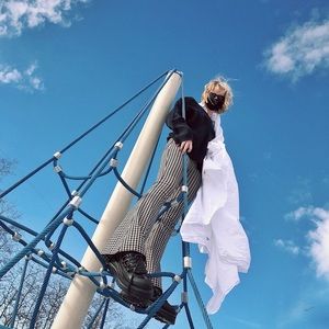 Meet your Posher, Bowie